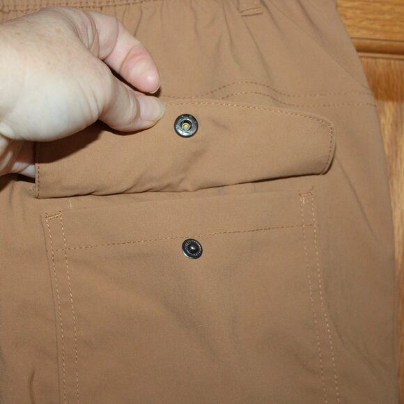 Lake & Trail Tan Outdoor Short - Size XL 14/16 - NWT - Picture 8 of 11